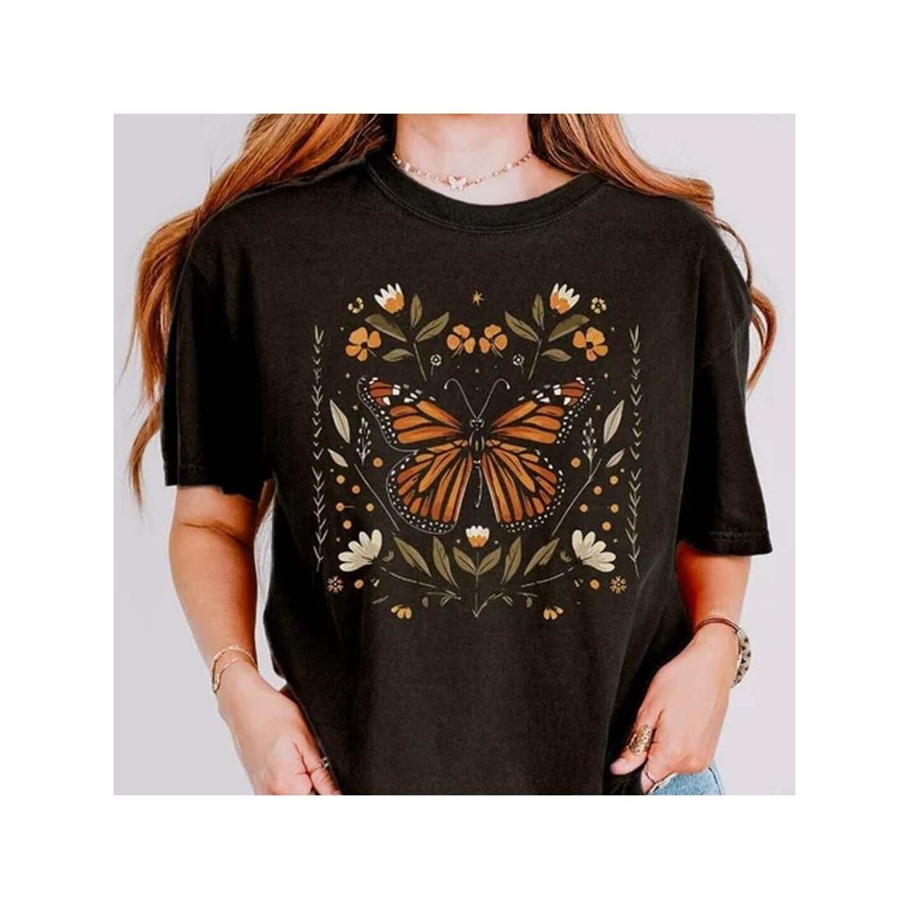 Camiseta Butterfly Flowers Masculina Feminina Casual Aesthetic Streetwear Lançamento