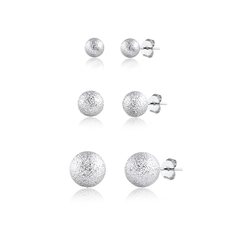 Brinco Pequeno Banho de Prata Trio Bolas Jateadas Tamanhos Diferentes (6mm-8mm-1cm)