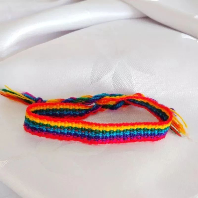 Kit 5 Pulseira de Pano LGBT Hippie Arco-íris Orgulho Colorida Tornozeleira Carnaval