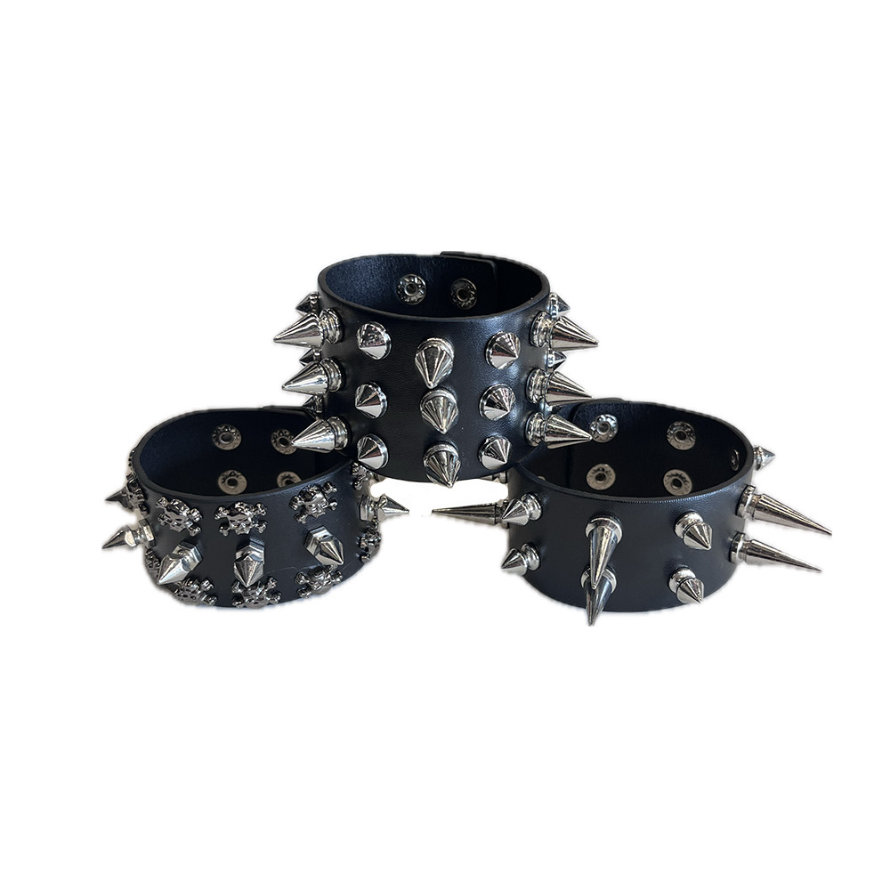 Bracelete Spikes Punk Rock Moda Alternativa Emo Gotico Festa Show Heavy Metal