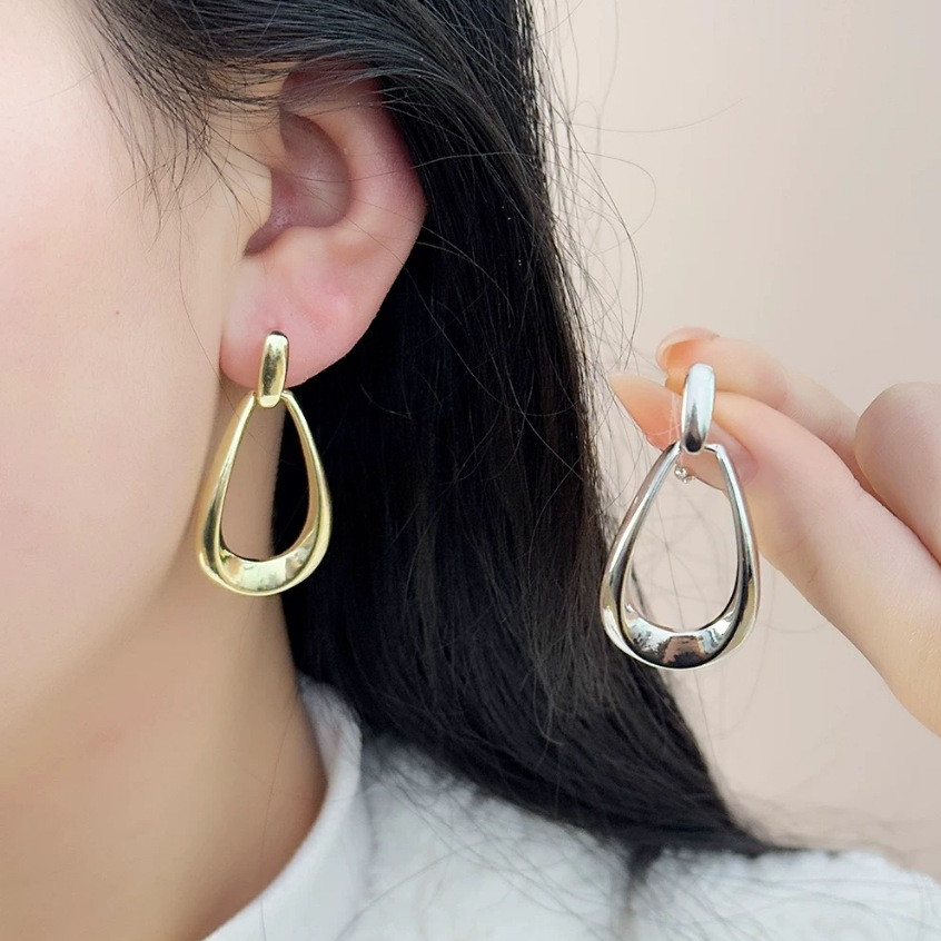 Brincos modernos em formato de gota d'água, banhados a prata 925 ou ouro 18k em Oferta na Shopee