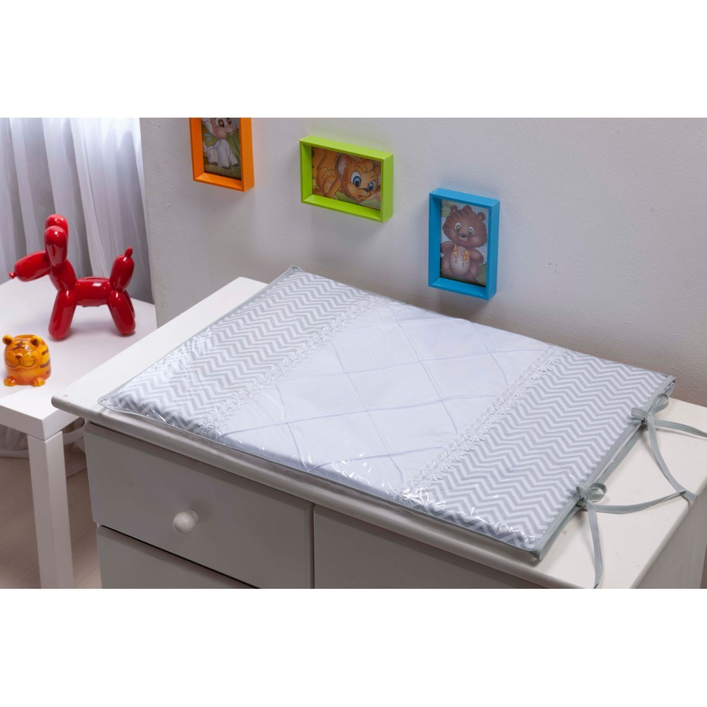 Trocador para comoda de Bebe Bordado Chevron Cinza Guippir - Trocador Luxo p/ Bebê Plastificado