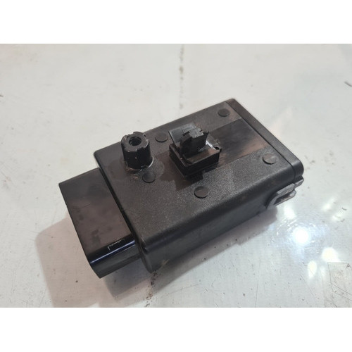 Modulo Vidro Traseiro Direito S10 2.8 Diesel 2020 84582372