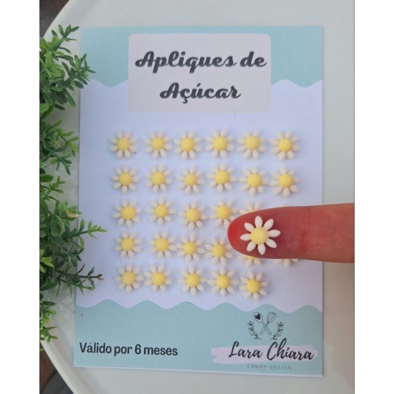 Apliques de açúcar/ confeitos de açúcar flor mini margaridas em Oferta na Shopee