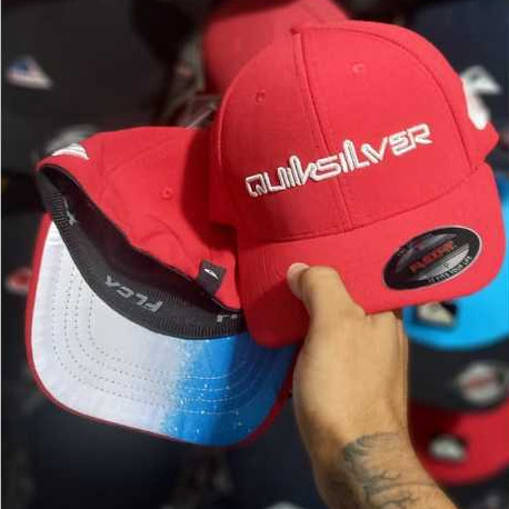 Boné Fechado FlexFit  P Letreiro Pequeno Aba Curva Fechado Tamanho P Juvenil