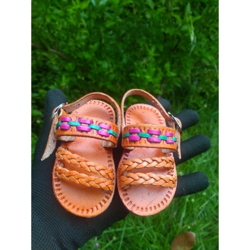 Sandália infantil Couro Moana