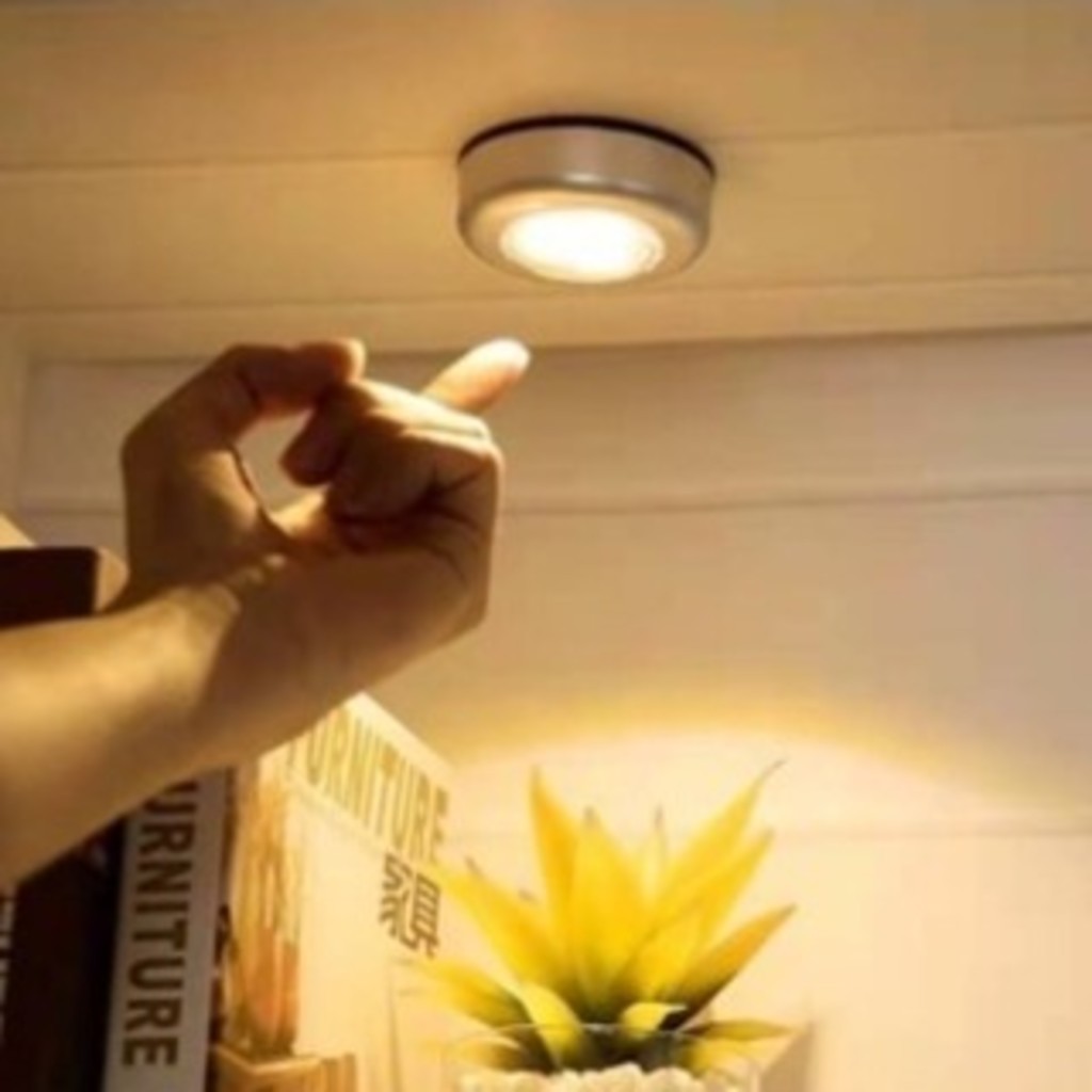 KIT 3 UNIDADES LUZ DE LED Adesiva Touch de Pilha de Segurança Portátil para Armário/Carro em Oferta na Shopee