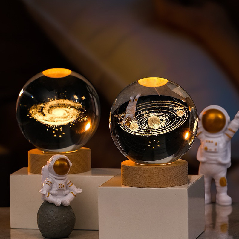 Luminária Decorativa de Mesa Globo de LED bola de Cristal 3D Enfeite USB 6cm