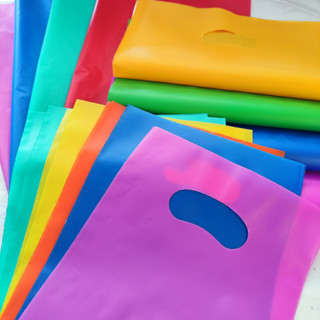 100 sacolas  boca de palhaço/vazada tratadas para impressão 20x30 alta densidade 13 micras em Oferta na Shopee