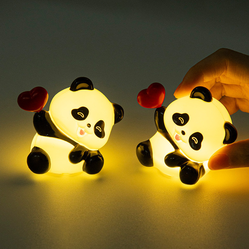 Bonito Dos Desenhos Animados Amor Coração panda Lâmpada De Cama Tesouro Nacional Chinês Brinquedo Presente Aniversário D