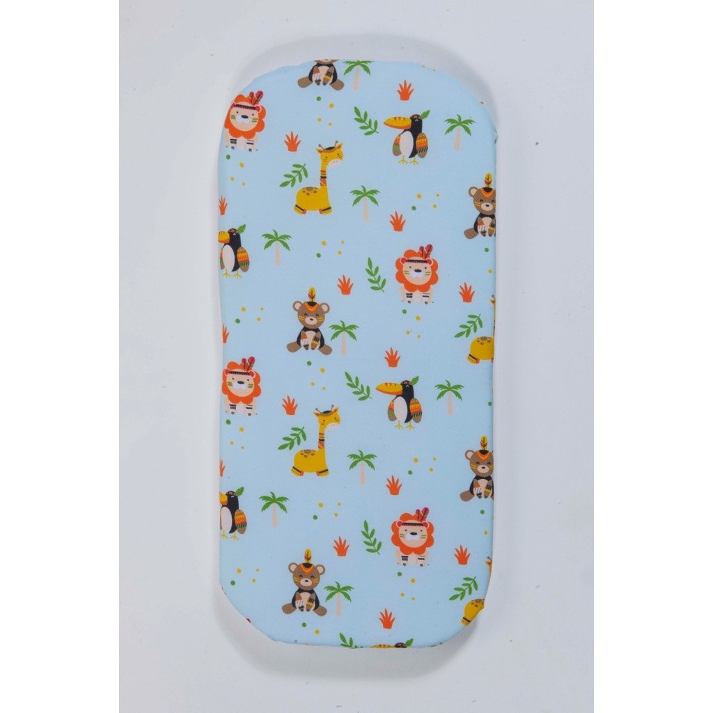 Colchão para Carrinho de Bebê Verde Agua Floresta Tucano Leão Amarelo e verde Agua - Colchonete Para Carrinho Oval moise