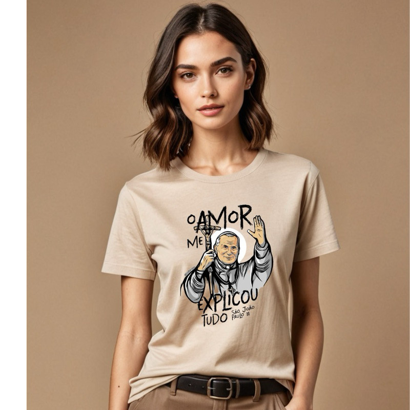 Camiseta Camisa Manga Curta Unissex São João Paulo II O Amor Me Explicou Tudo Católico Fé Religião Adulto Plus Size