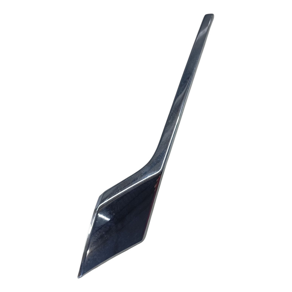 Moldura Friso Cromado Inferior Direito Honda Crv  Detalhe