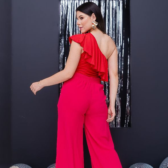 Blusa Ombro Único com Babado
