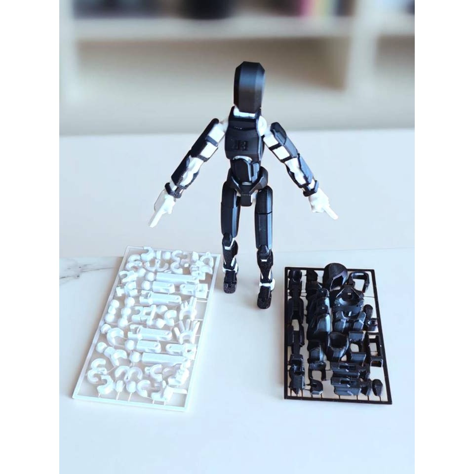 Boneco Dummy 13 Brinquedo Robô Multiarticulado Impresso Em 3D DESMONTADO 14CM