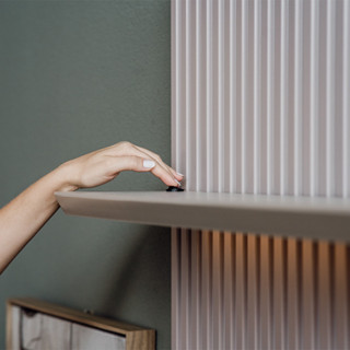 Prateleira Curva 1.4 com Led Linea Brasil em Oferta na Shopee