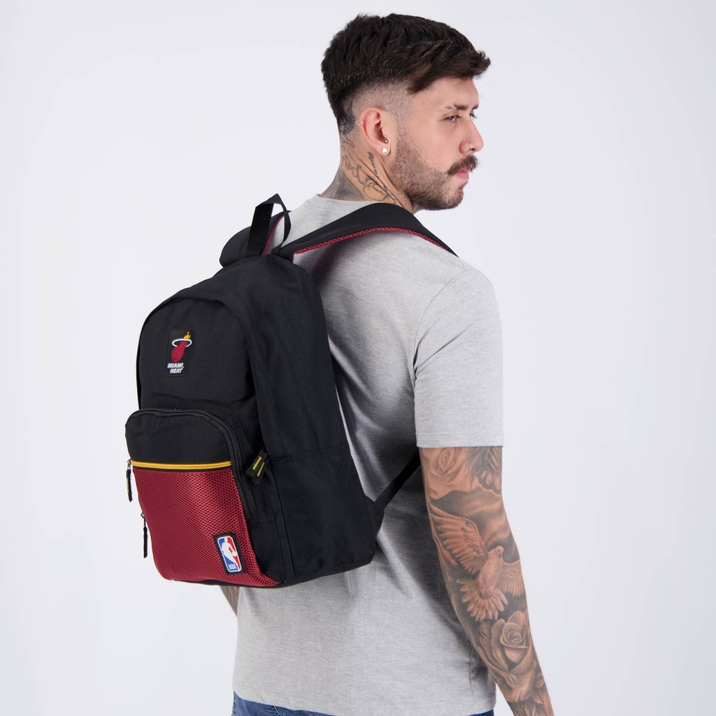 Mochila NBA Legend Miami Preta em Oferta na Shopee
