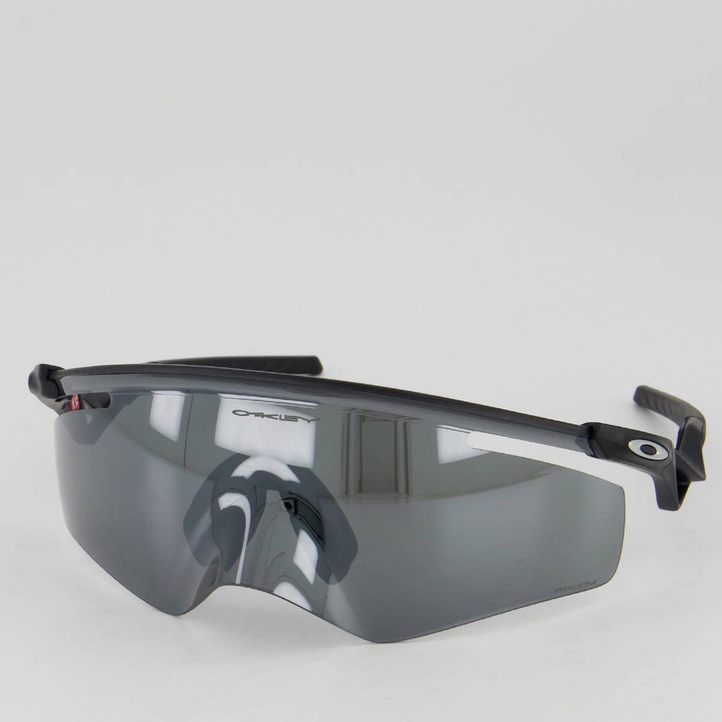 Óculos de Sol Oakley Qntm Kato Preto