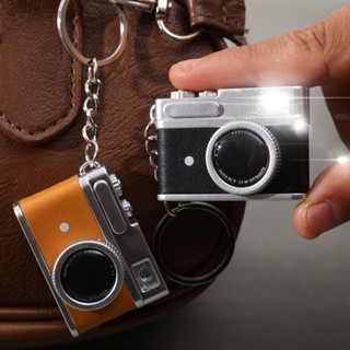 Modelo De Câmera Digital Em Miniatura Chaveiro Retro Criativo Filmadora Luz Efeitos Sonoros Mochila Encantos Saco Decora em Oferta na Shopee