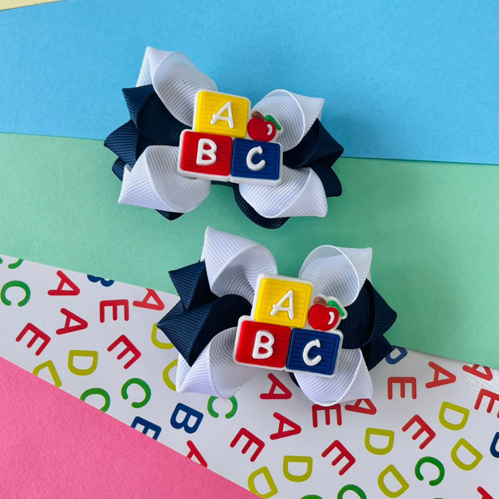 Dupla de Laço Escolar / Par de Laço Branco com Azul Escolar / Duplinha Branco com Azul / Laço F em Oferta na Shopee