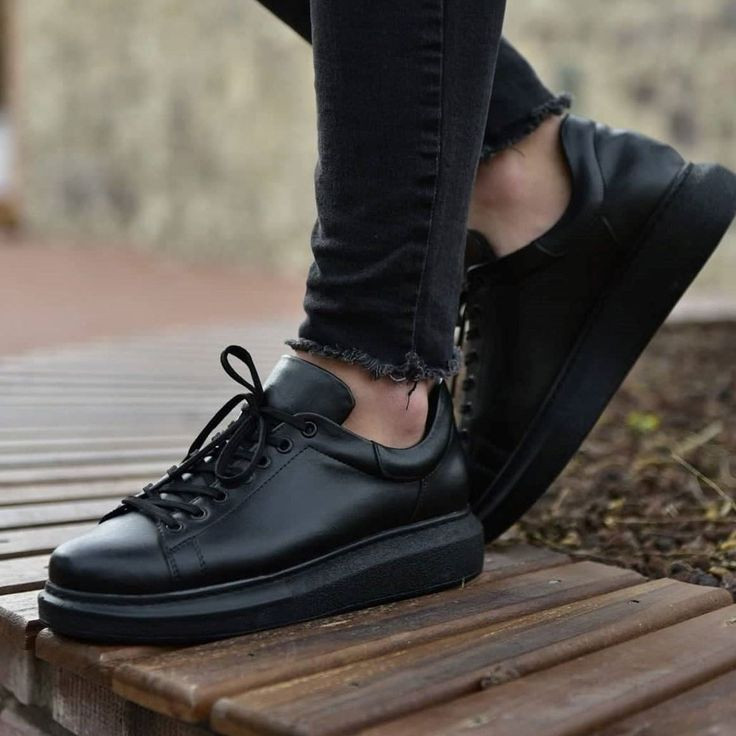 Tenis Masculino Calçado Casual Sneaker Branco Preto Sola Alta fique Até 5 Cm Mais Alto Lançamento