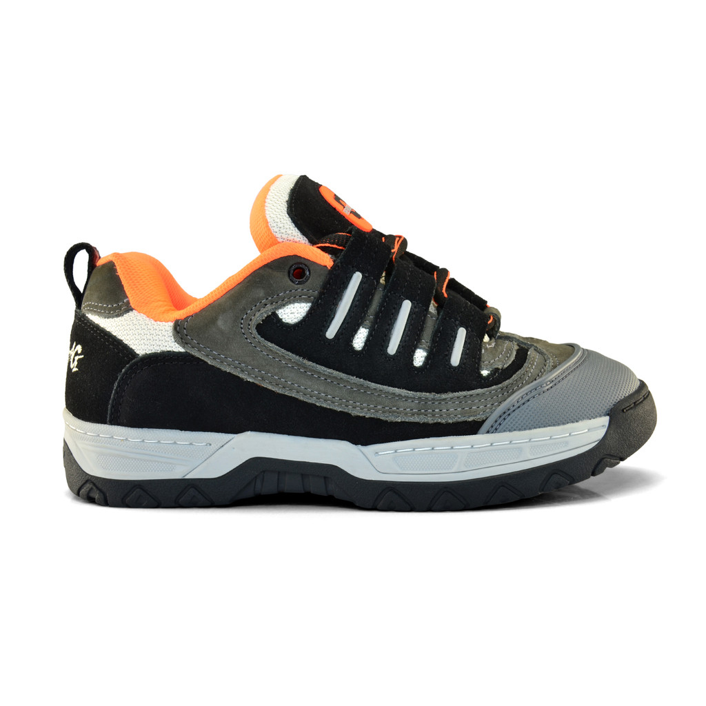 Tênis QIX Revolution Sabotage Original Zona Sul Couro Sola Borracha Skate Alto Robusto