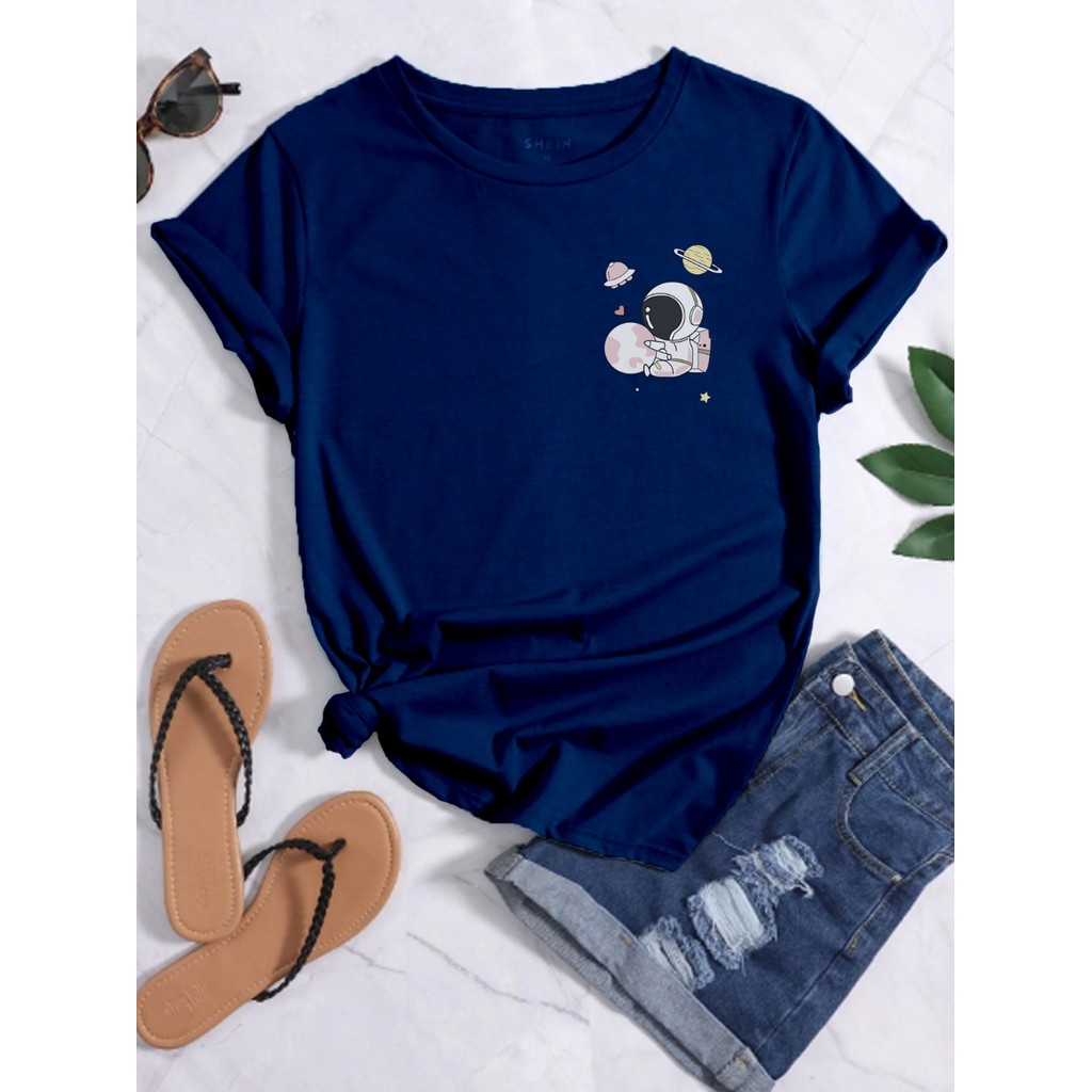 Camiseta Unissex Azul Colorida Estampa Coleção Astronauta Nave Espacial Planetas Blusa Feminina