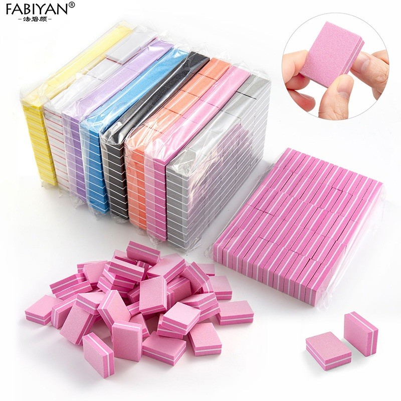 100 peças de mini bloco de lixa colorido para unhas, ideal para manicure e pedicure, com cores aleatórias.