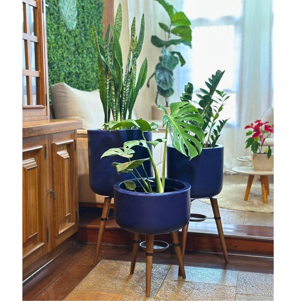 Kit 3 Vasos Para Plantas e Decoração com Tripé de Madeira