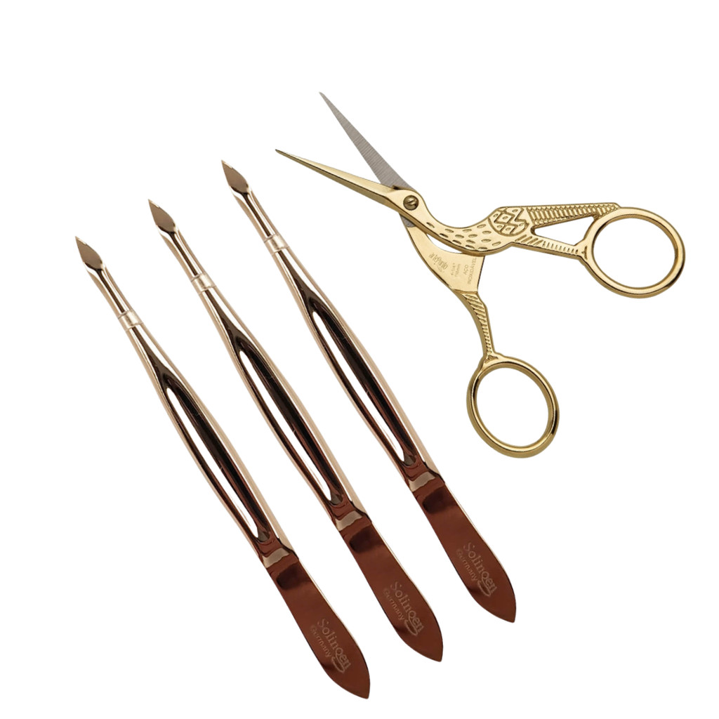 Kit 3 Pinça Solingen Ponta Triangular Design Profissional + Tesourinha Cílios Garça Dourada em Oferta na Shopee