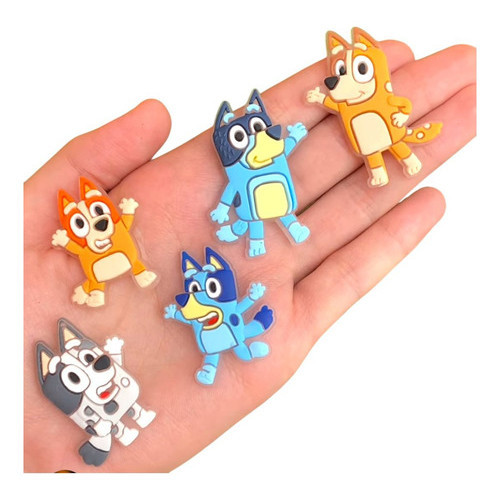 5 Pin Jibbtz Babuch Emborrachados Bonecos Familia Bluey Bingo Chilli Bandit