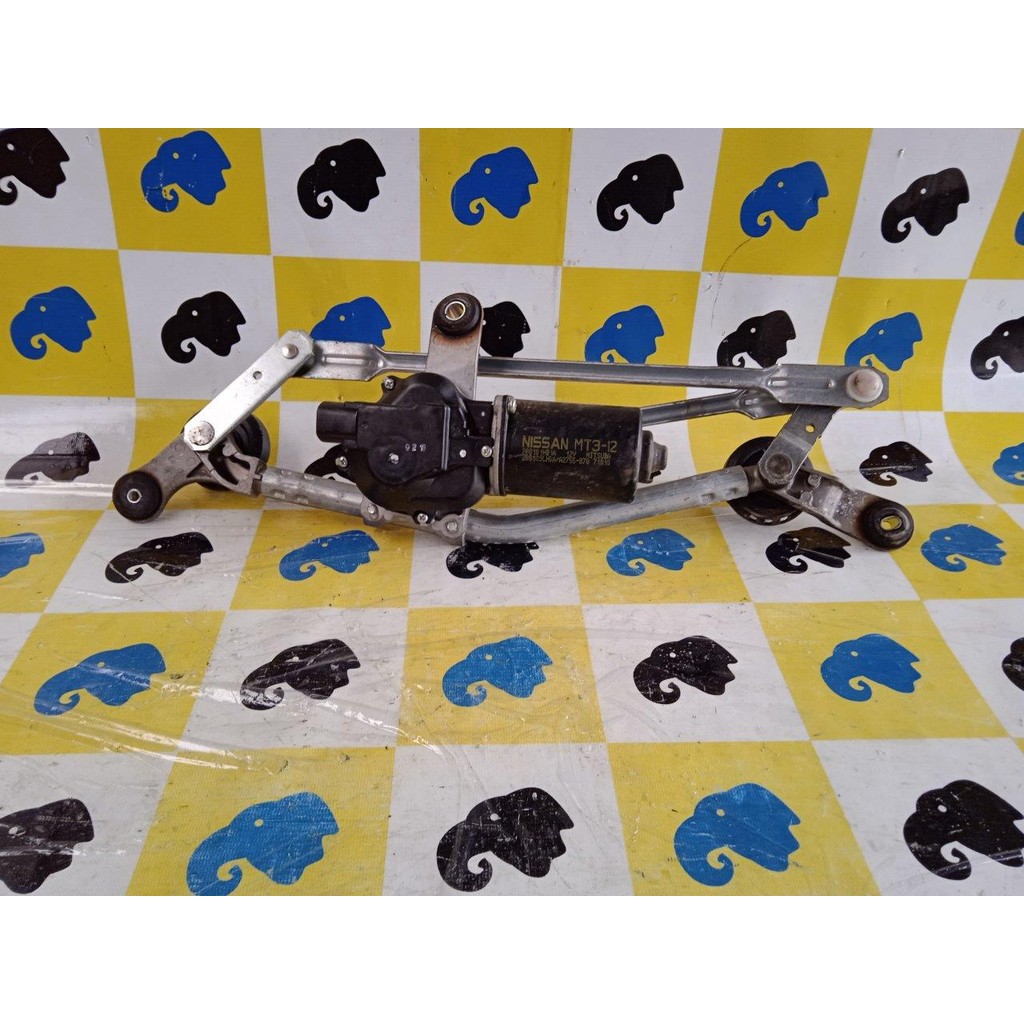 Maquina Com Motor Galhada Parabrisa Versa 2018 19