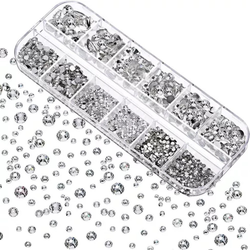 Kit Com 12 Strass Pedrinhas Brilhantes de Múltiplos Tamanhos Prata