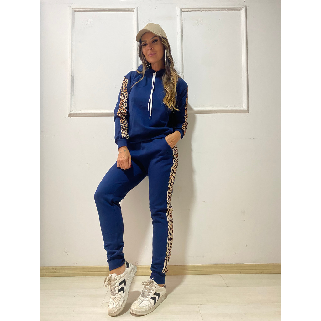 Conjunto Feminino Adulto Blusa E Calça Moletom Flanelado Com Gorro