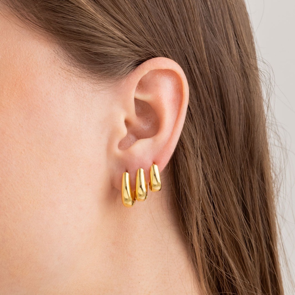 Trio de Brincos Argola Dourada lisa, Kit Feminino Versátil, Banhado a Ouro 18K