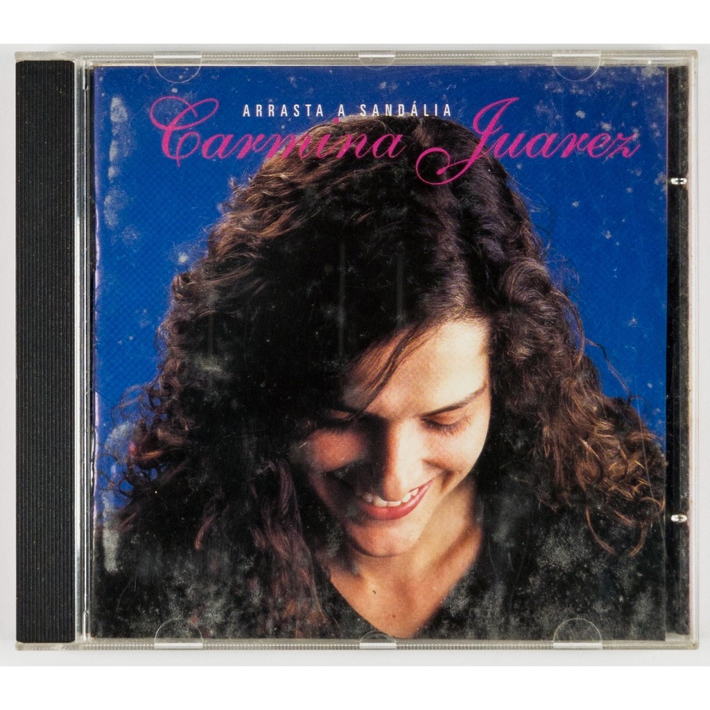 CD Carmina Juarez Arrasta a Sandália