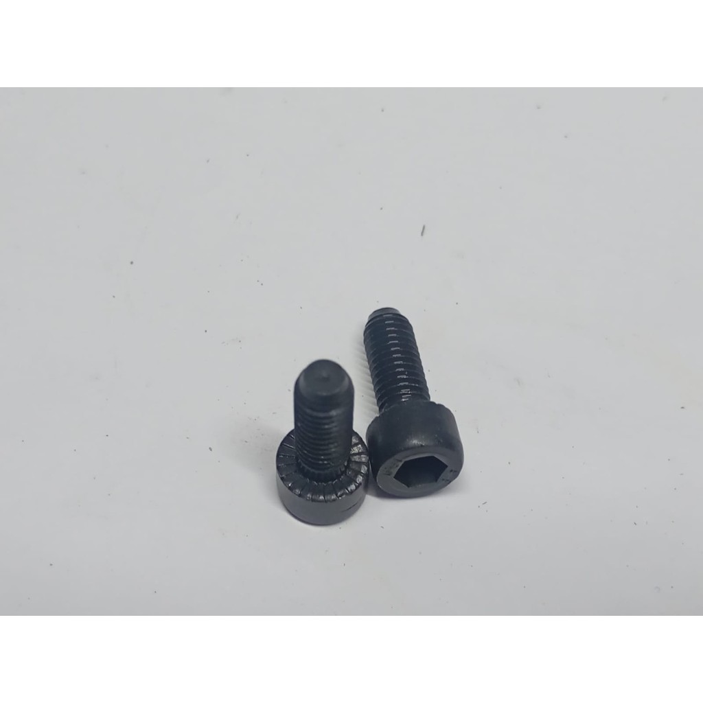 Parafuso Da Flange P/serra Marm. Gdc 14-40 Gdc 150 151 Bosch unidade