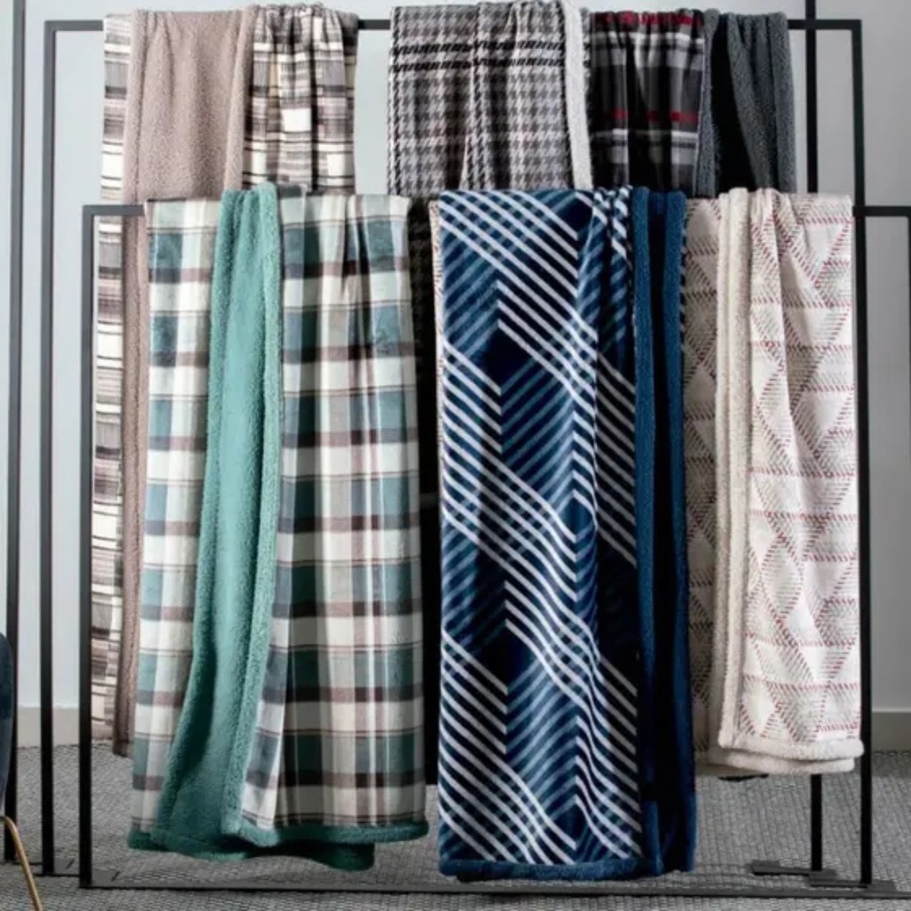 Cobertor Finlandia Quenn Sherpa Duas Face 1,80x2,20cm Poliéster Estampado em Oferta na Shopee