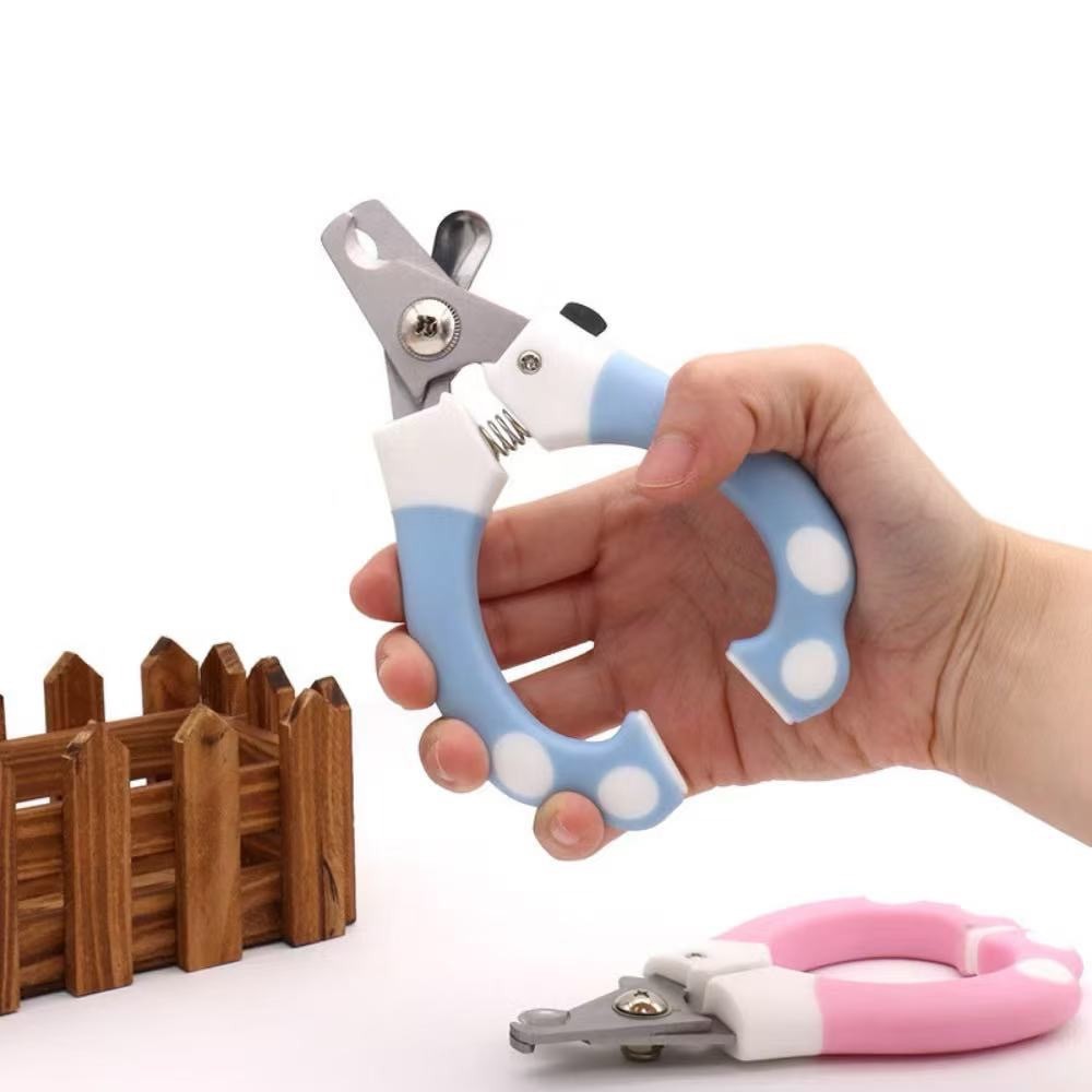 Alicate de Unha para Cães e Gatos – Trava de Segurança | Profissional e Ergonômico Alicate de Unha para Cães e Gatos – Trava de Segurança | Profissional e Ergonômico