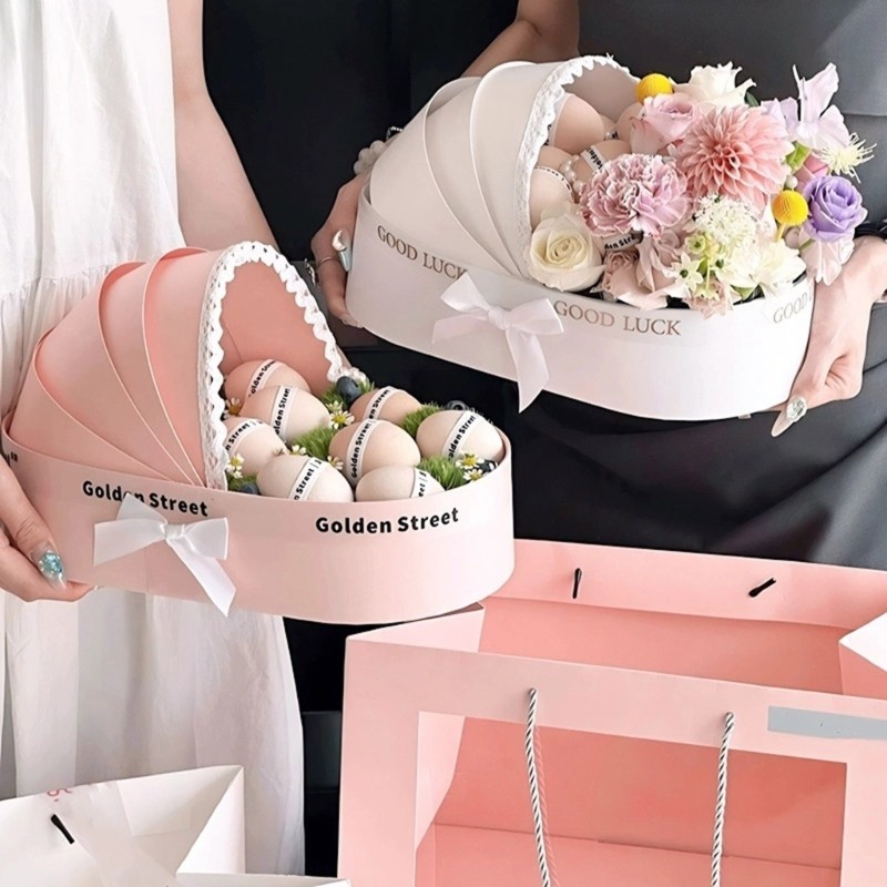 * Caixa Vazia Do Berço Da Cesta Flores Chá Bebê Para O Aniversário Casamento Dos Namorados