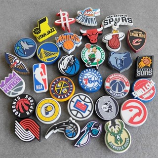 31 estilos logotipo da equipe de basquete meninos sandálias acessórios DIY acessórios genuínos decoração em Oferta na Shopee