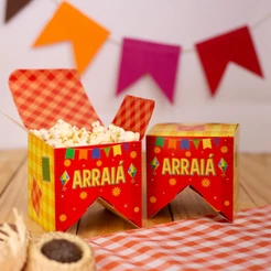 30 CAIXA BANDEIROLA 5526 ARRAIÁ 9X9X9cm IDEIA FESTA JUNINA 2025