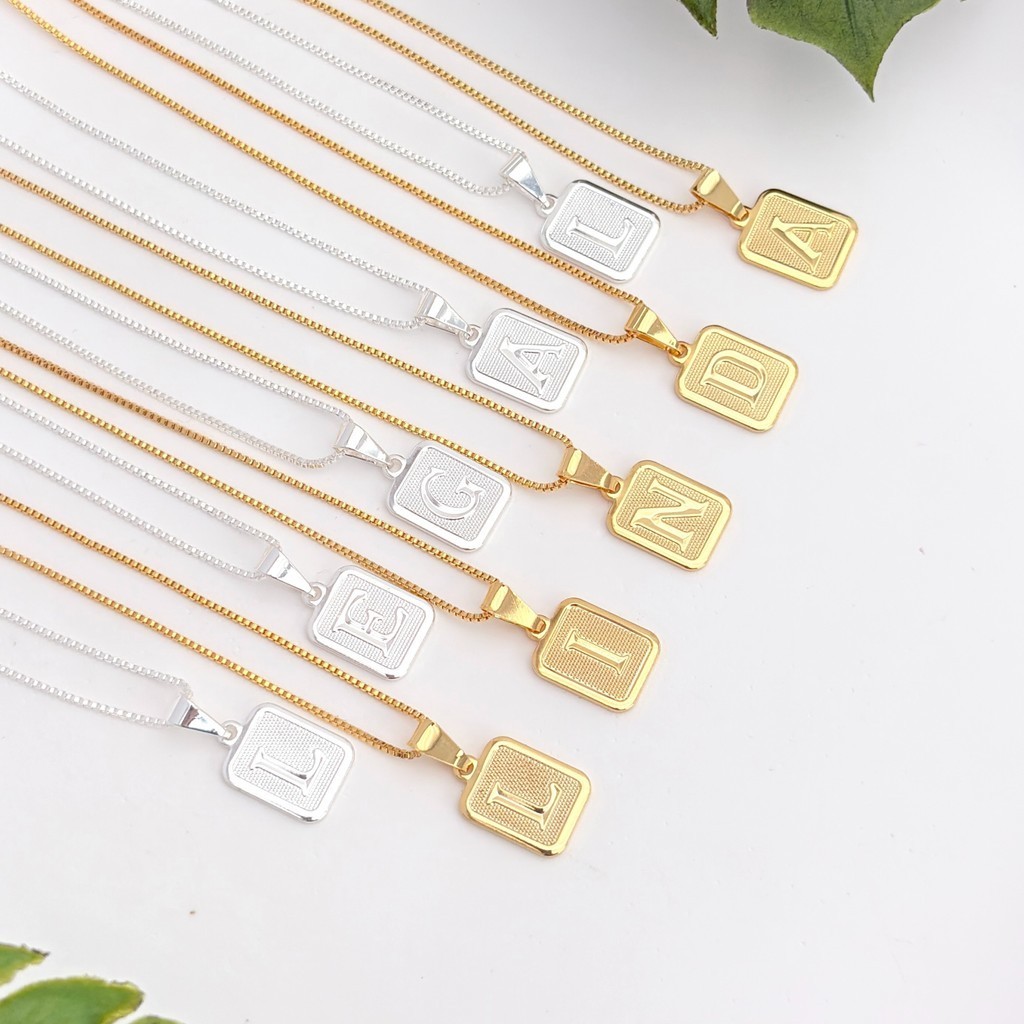 Colar simples e lindo com letras A-Z, banhado em prata 925 ou ouro 18k, alto padrão em Oferta na Shopee