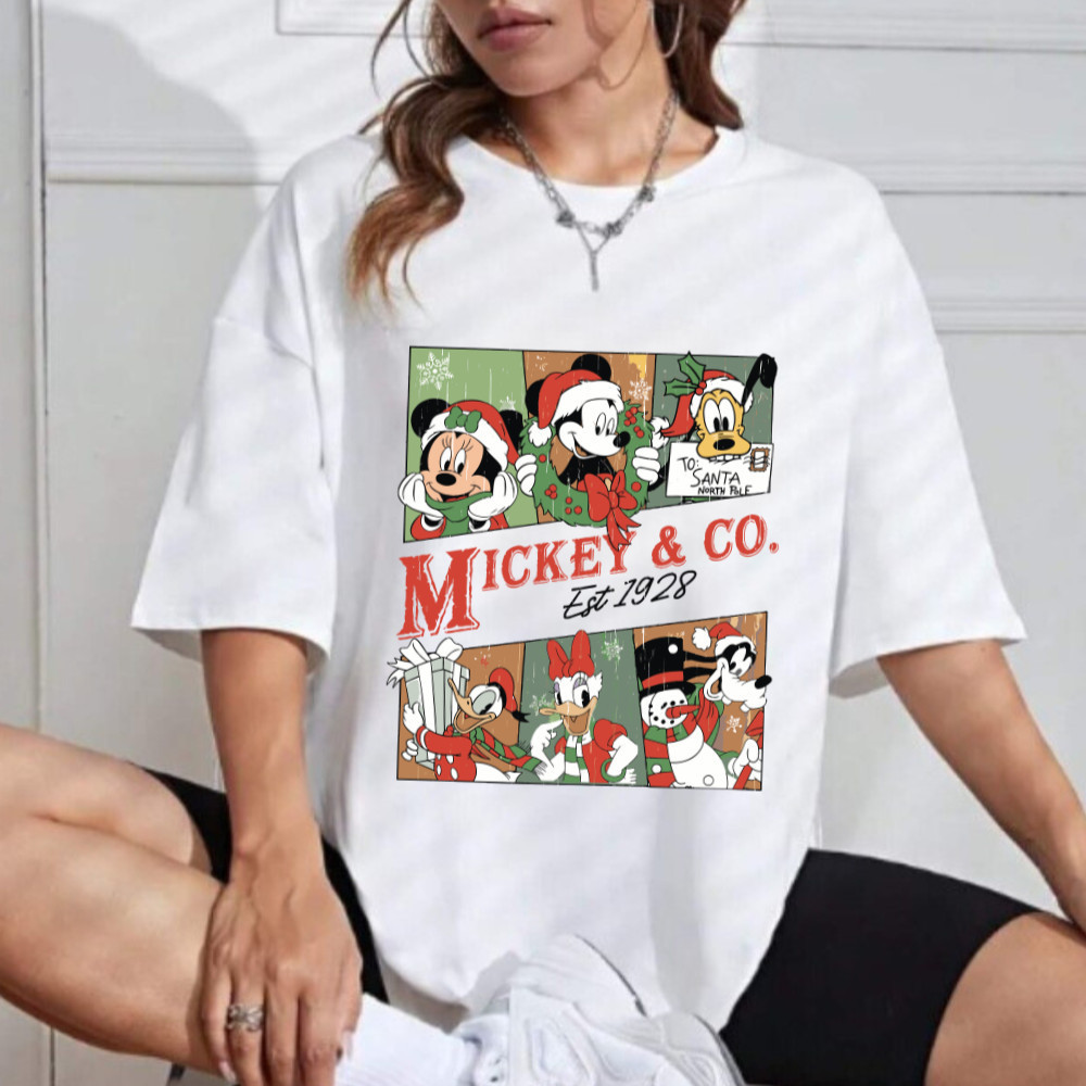 Camiseta Premium em Algodão PuroSISI Camisa Oversized Estampa Desenho Natal na cor Branca Zero Transparência
