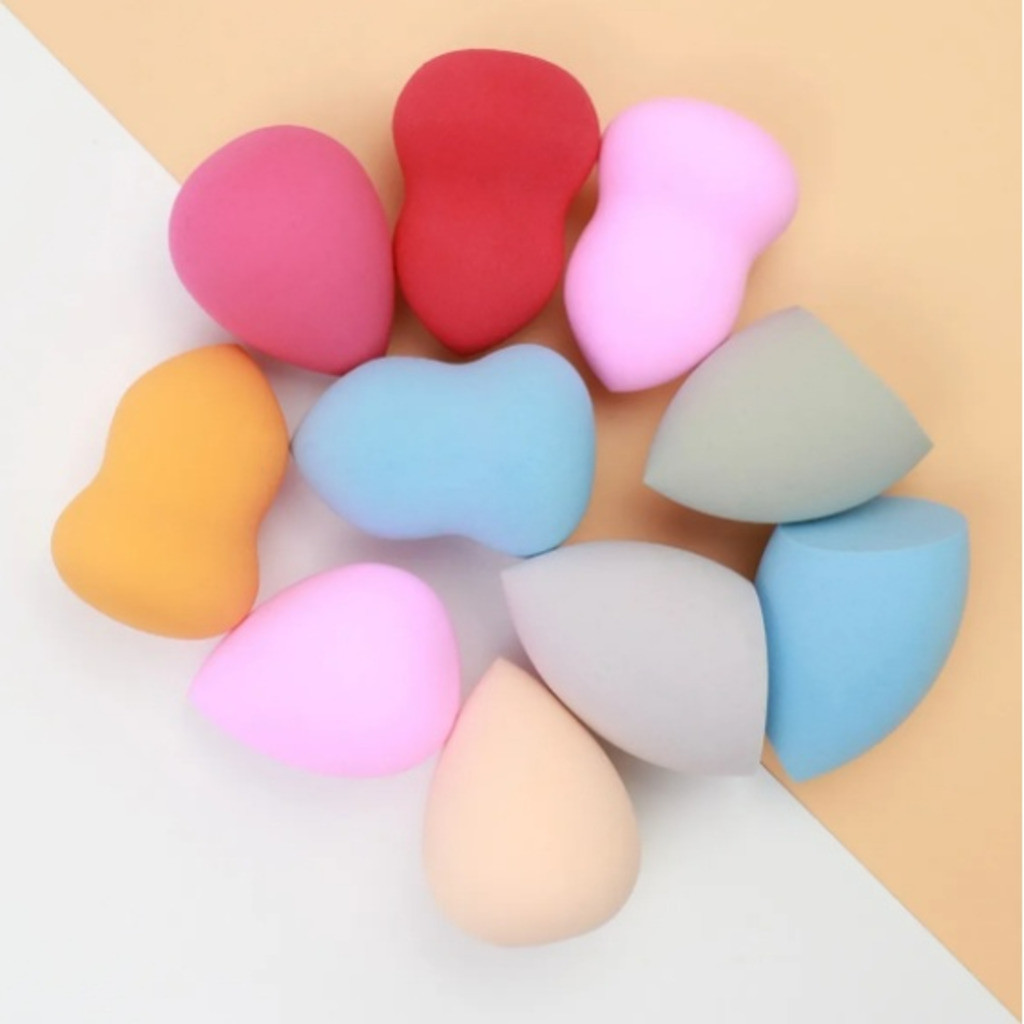 Kit 1/3/6/12 Esponjas Gota – Maquiagem Sem Marcas, Ideal p/ Base e Corretivo Favourite em Oferta na Shopee