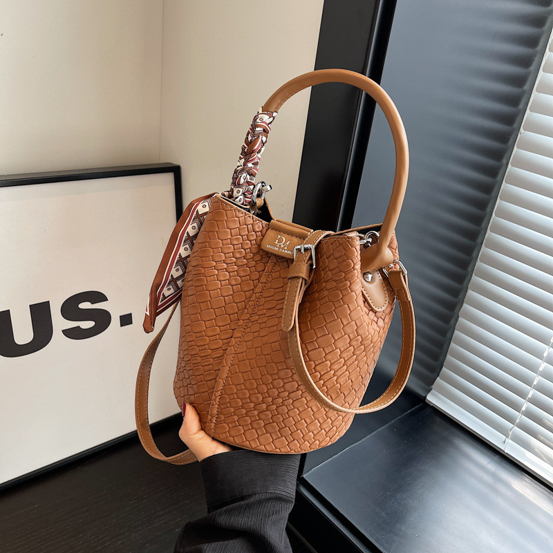 Bolsa de ombro de alta qualidade, bolsa de temperamento versátil e moderna, bolsa crossbod...