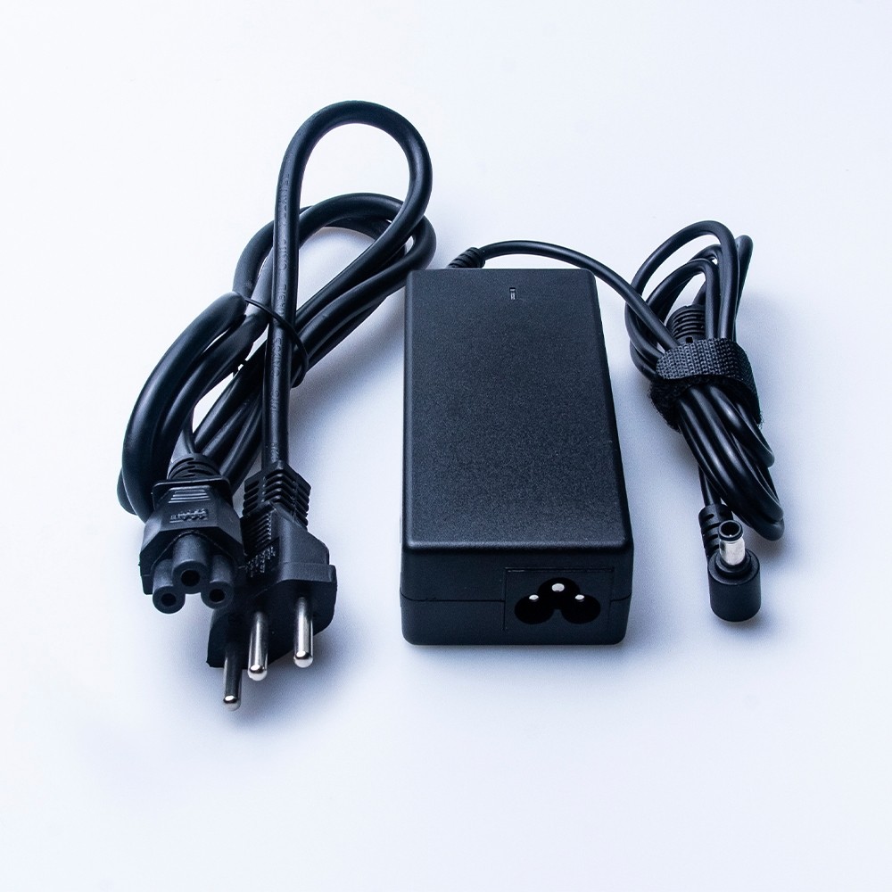 Fonte para Notebook Samsung Rv Series RV415-CD3BR | 19 V 3.16 A 60 W - Computers & Accessories