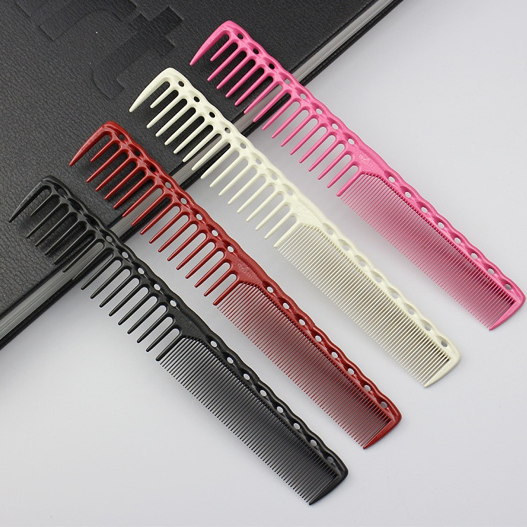 YS 332 Pente de Barbeiro Mestre Pente de Corte Fino Largura Carbono para Corte e Estilo de Cabelo L0LE
