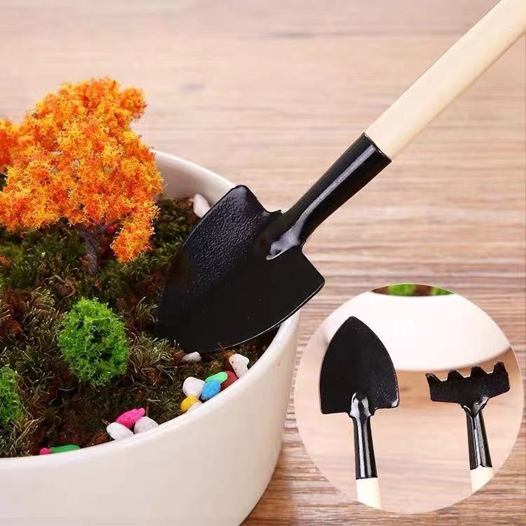 com 03 Kit Mini Conjunto De Ferramentas De Jardim Com Cabo De Madeira E Pá Para Jardinagem Pá 3 Pçs.