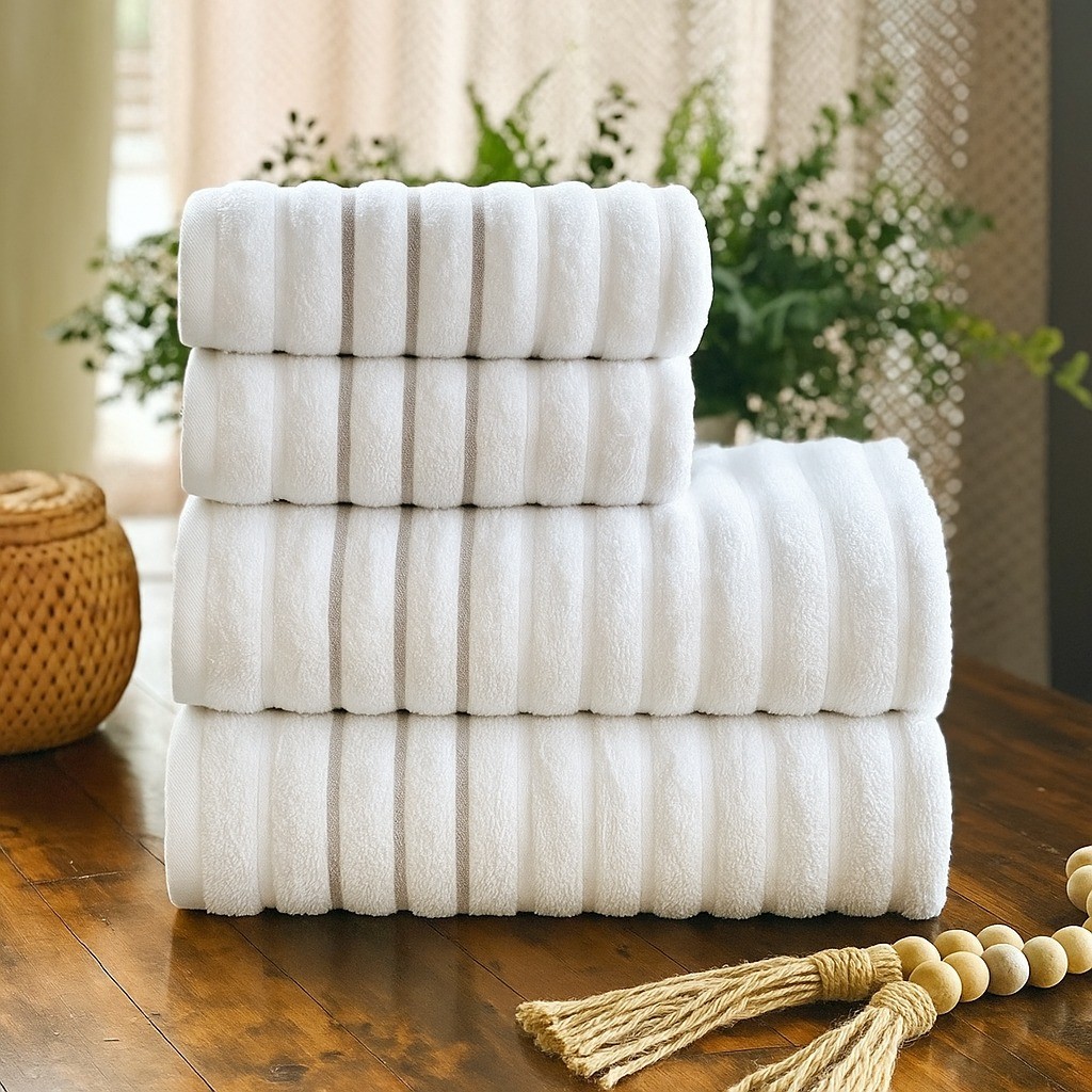 Jogo De Toalhas De Banho e Rosto 4 Pçs Ondulado Wave Algodão Branco Corttex